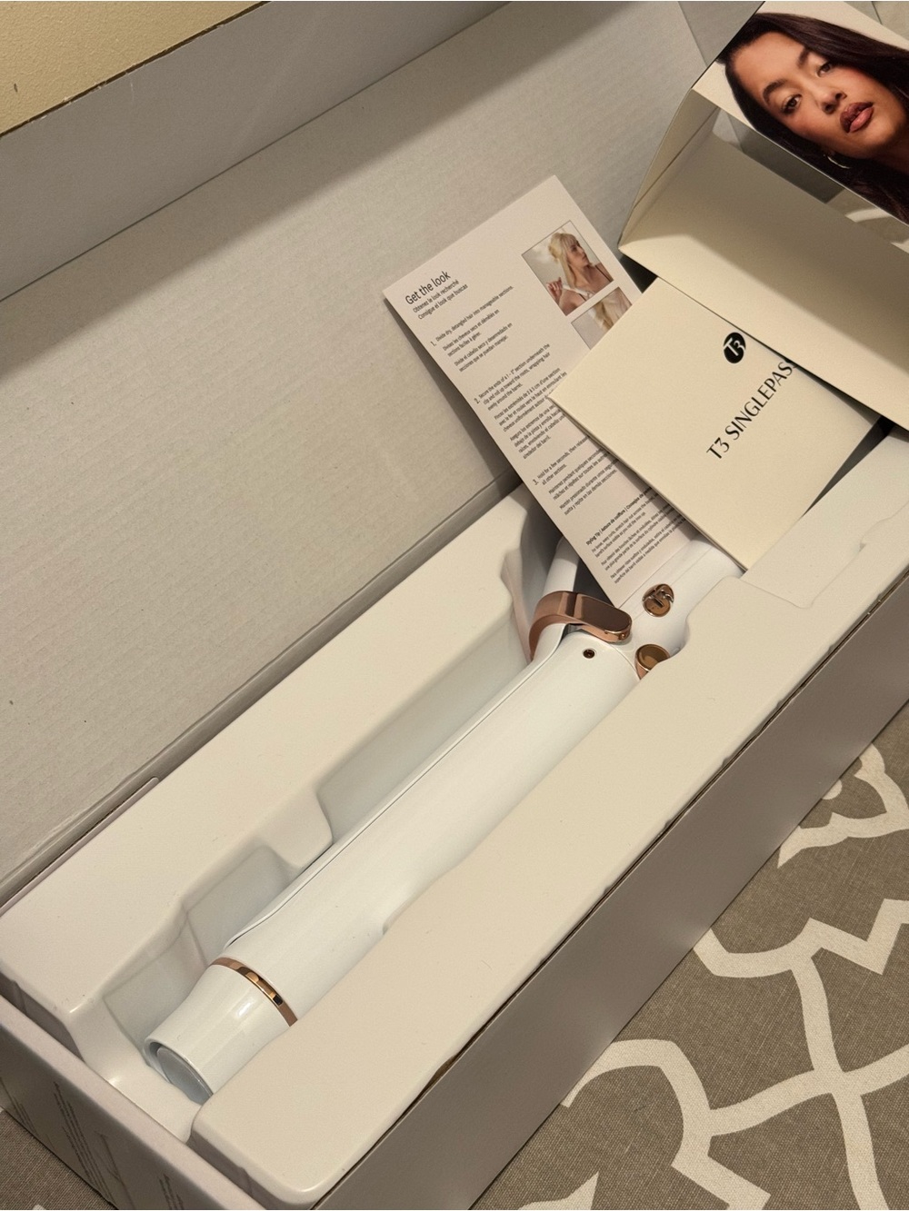 T3 SinglePass Curl X 1.5" Ceramic Extra-Long Barrel Curling Iron - Open Box - Picture 5 of 17